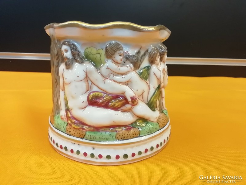 Capodimonte porcelán kehely-váza