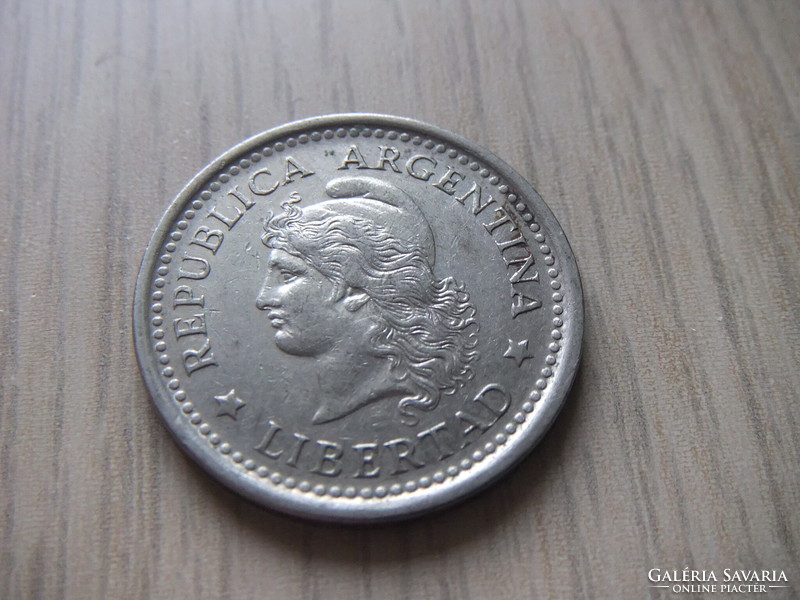 1    Peso    1958  Argentina