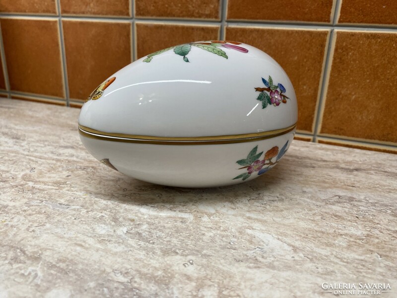 Herend Victoria patterned egg 14x10x9.5