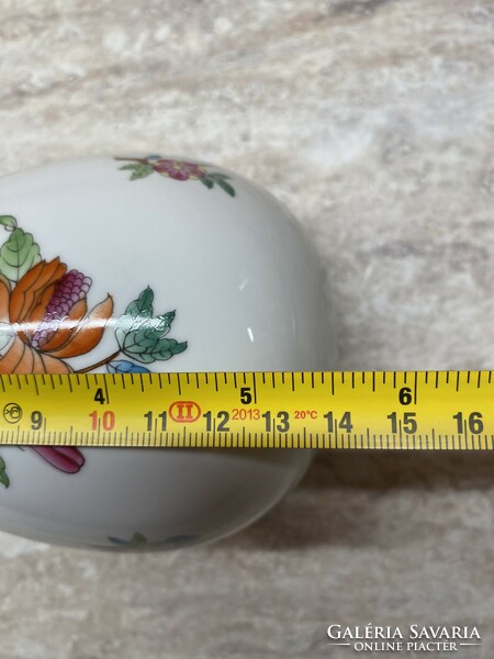 Herend Victoria patterned egg 14x10x9.5