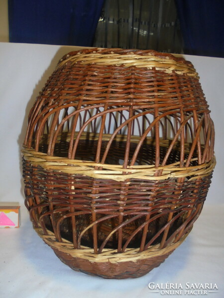 Wicker basket, storage basket - yarn, anything holding