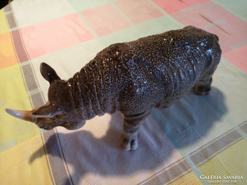 Porcelain large rhinoceros, rhinoceros