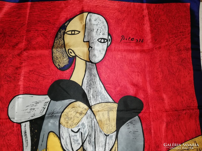 Silk scarf with Picasso pattern