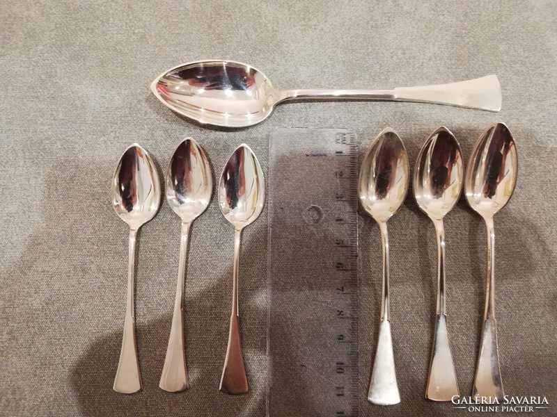 7 pieces of silver teaspoon!!