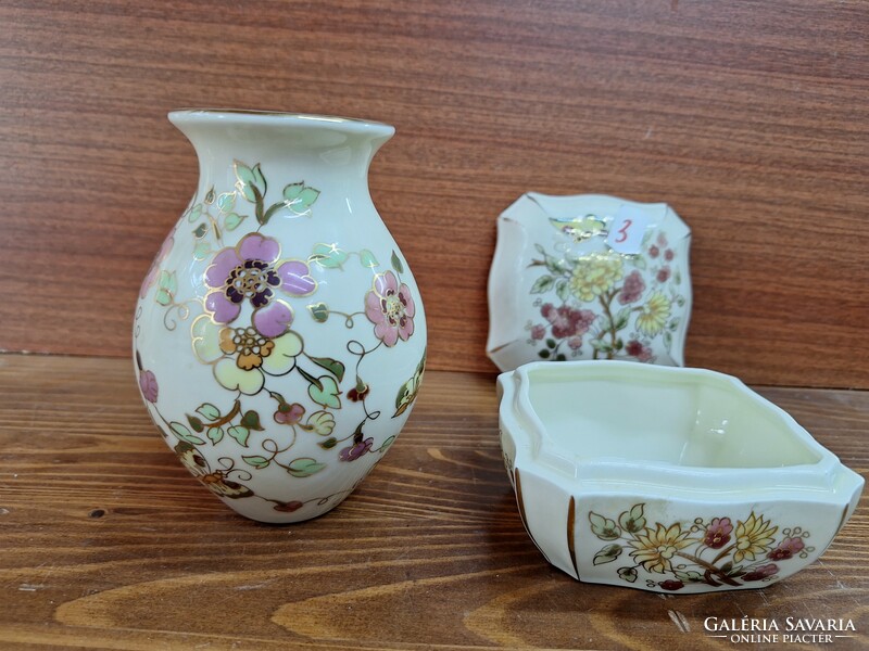 Zsolnay butterfly and flower bonbonnier and vase. HUF 12,500