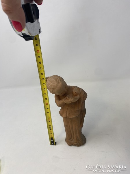 Gácser Kata "Cicát itató kislány" cuki terrakotta szobor (15cm)   RZ