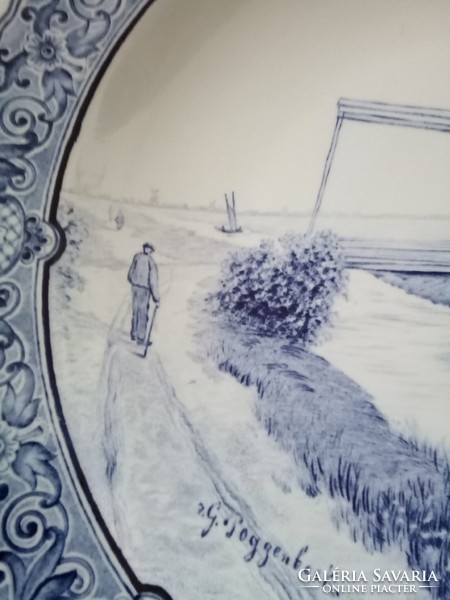 Delft porcelain plate on the wall