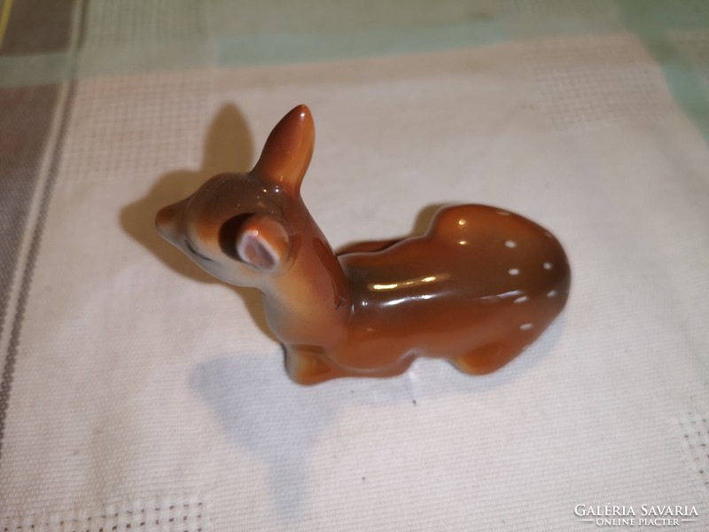 Porcelain deer rook house for sale in perfect condition