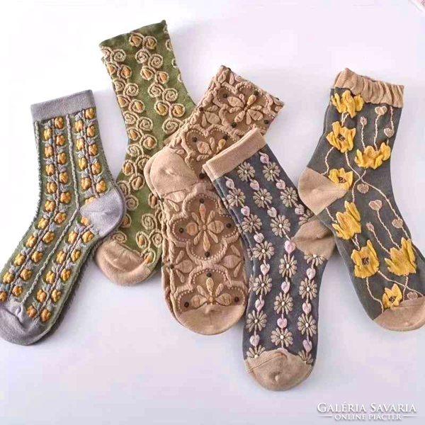 Vintage mintás női zoknik
