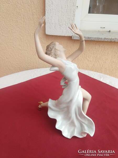 Large size Wallendorf dancer woman, 32 cm tall, flawless, now without a minimum price,