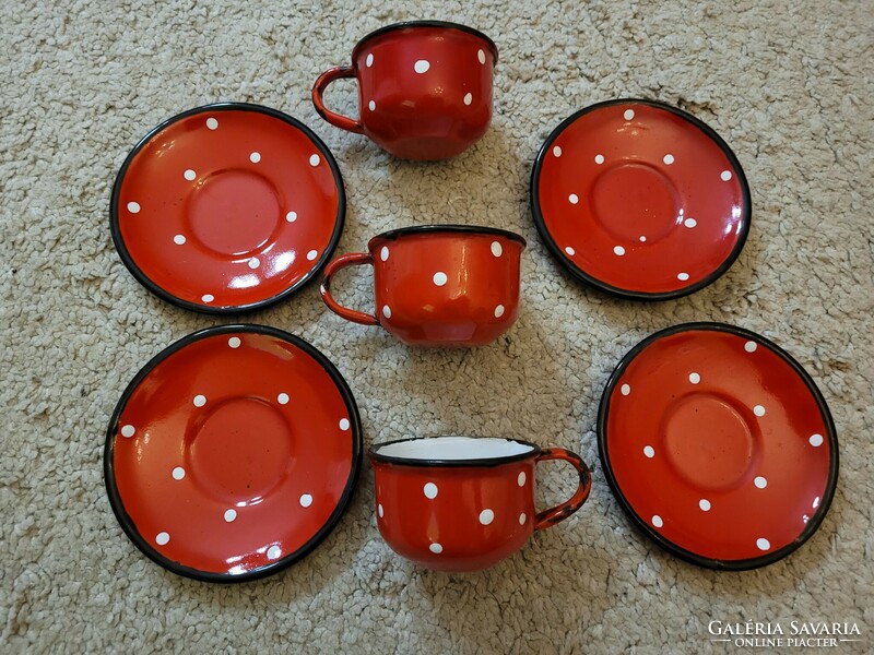 Old enamel polka dot coffee cups with bottoms. 3 in one.