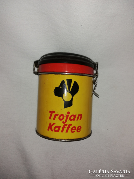Retro coffee box with buckle lid