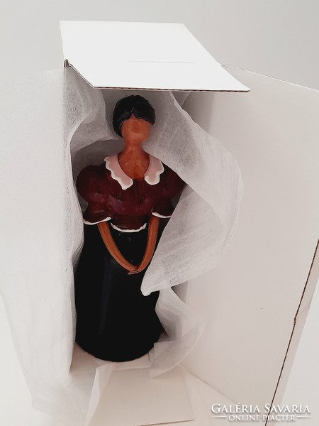 Kerámia figura a Dominikai köztársaságból, 20 cm