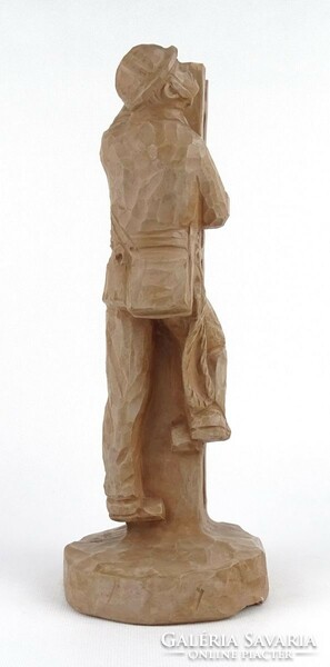 1Q525 Szabó : Villanyszerelő munkás szobor 27.5 cm