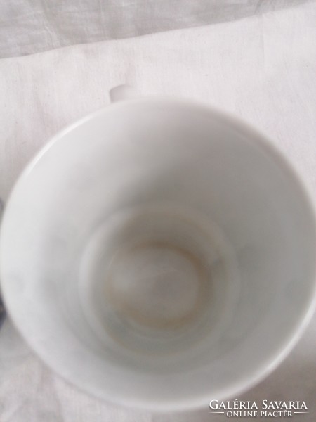 4db Alföldi porcelán bögre