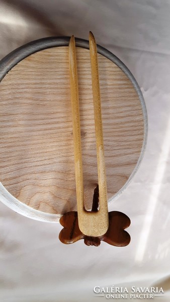 Two-handled dragonfly pattern hairpin, hair ornament carved from maple and strawberry wood