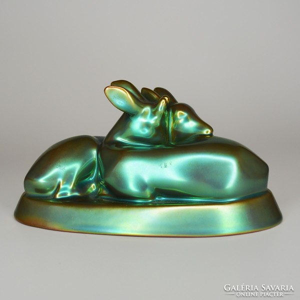 Zsolnay eosin-glazed pair of reclining deer