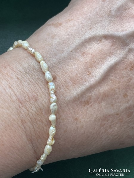 Baroque pearl bracelet, elegant jewelry.