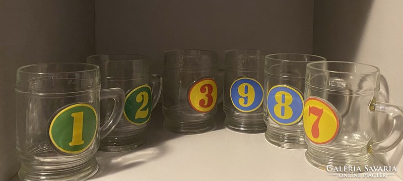 Numbered set of children's glass Ovis mugs with the numbers in the picture. The price applies to 1 piece.