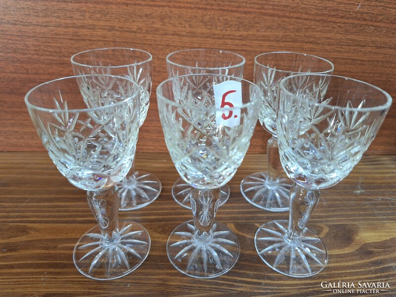 Crystal stemmed glasses. 10 cm high. HUF 6,900