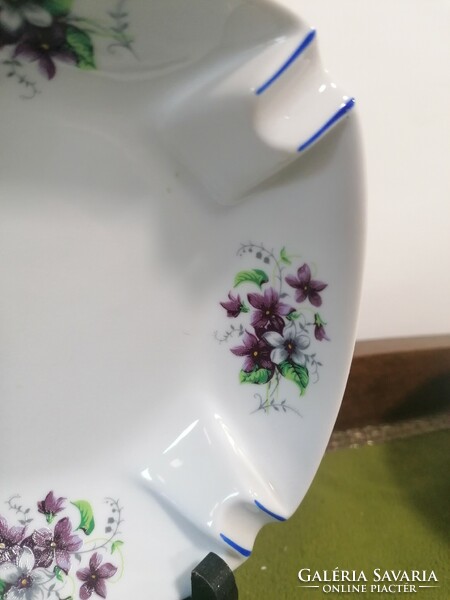 Hölóháza violet ashtray