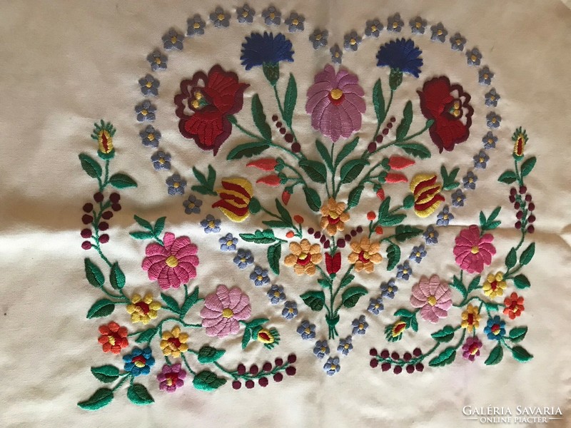 Beautiful, Hungarian, Kalocsa pattern pillow. Precisely embroidered in the shape of a heart. Size: 54x43 cm