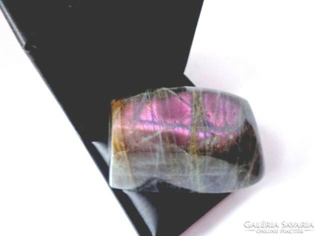 Labradorite with purple pink highlights