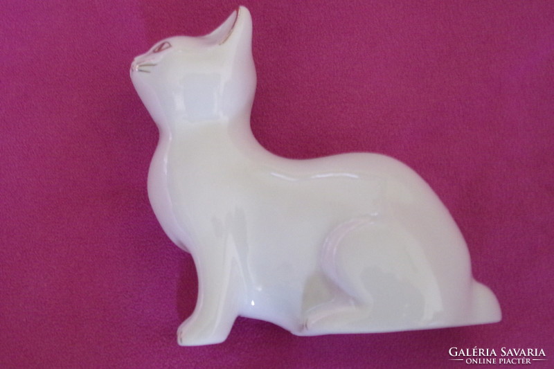 Porcelain cat aquincum 9x4x8cm