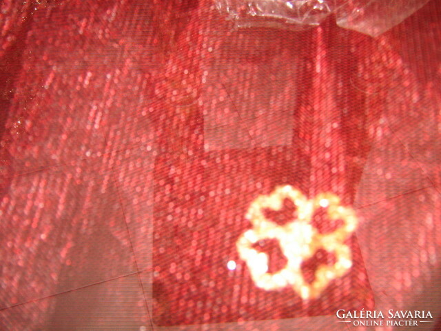 Round tulle tablecloth with a gold pattern in beautiful red material