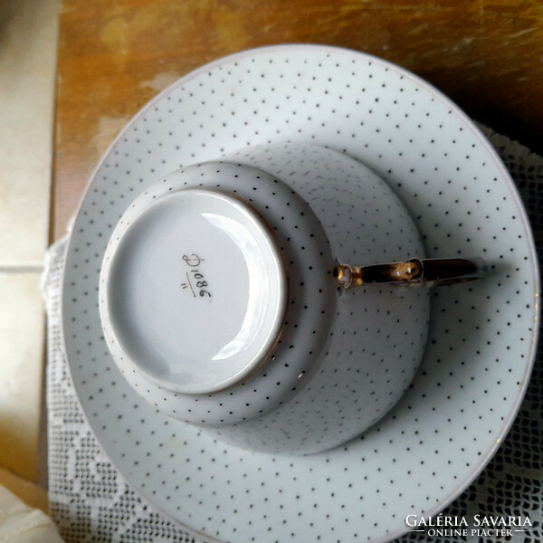 Monarchy tea cup + saucer - 1886 - art@decoration