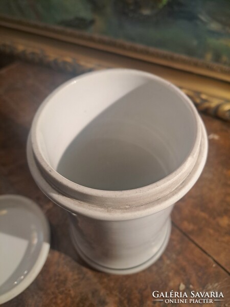 Antique porcelain apothecary jar, apothecary pot paste zinci...