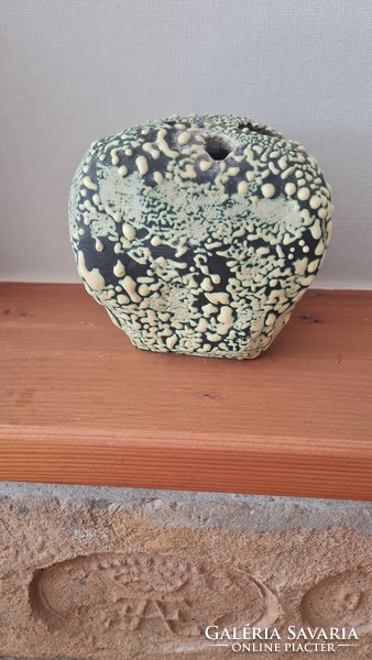 A wonderful ikebana vase