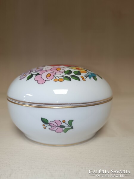 Porcelain bonbonier with Kalocsa pattern