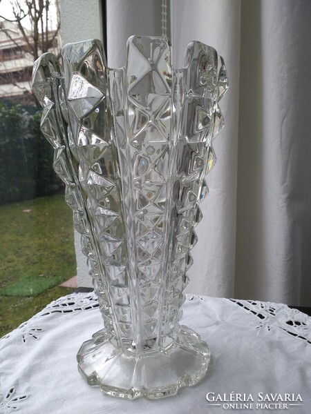 Különleges préselt Art deco kristály váza
