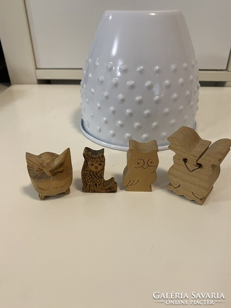 From the owl collection, 4 old wooden owl ornament mini statues 3-4 cm