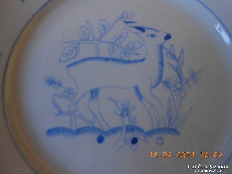 A venison plate designed by Sincó Zsolnay. Rare!