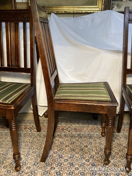 Antique 4 chairs