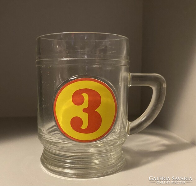 Numbered set of children's glass Ovis mugs with the numbers in the picture. The price applies to 1 piece.