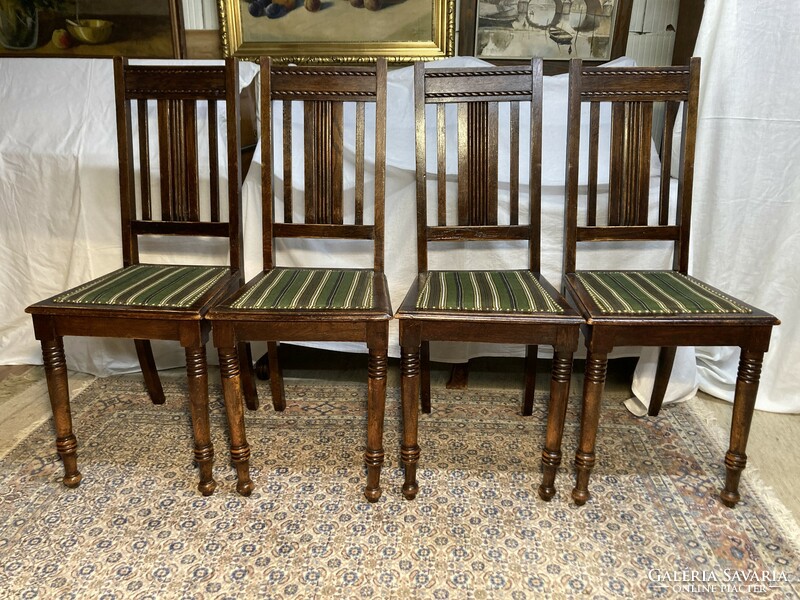 Antique 4 chairs