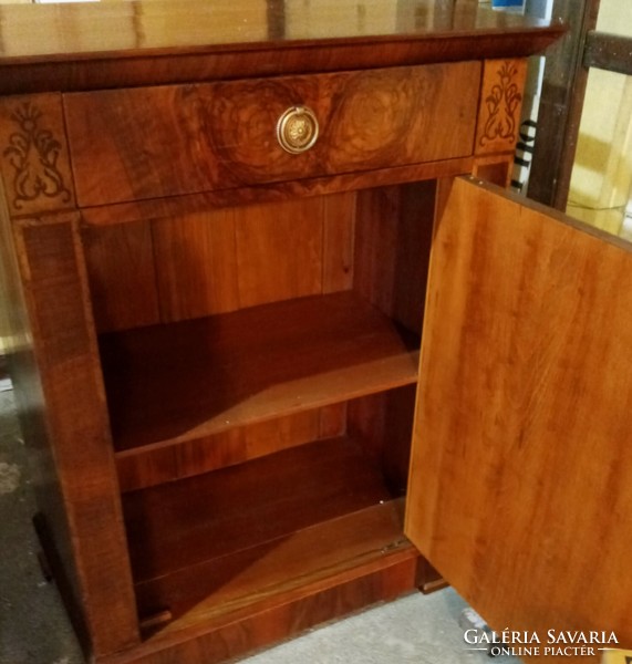 Bieder small cabinet - gorgeous little shelf