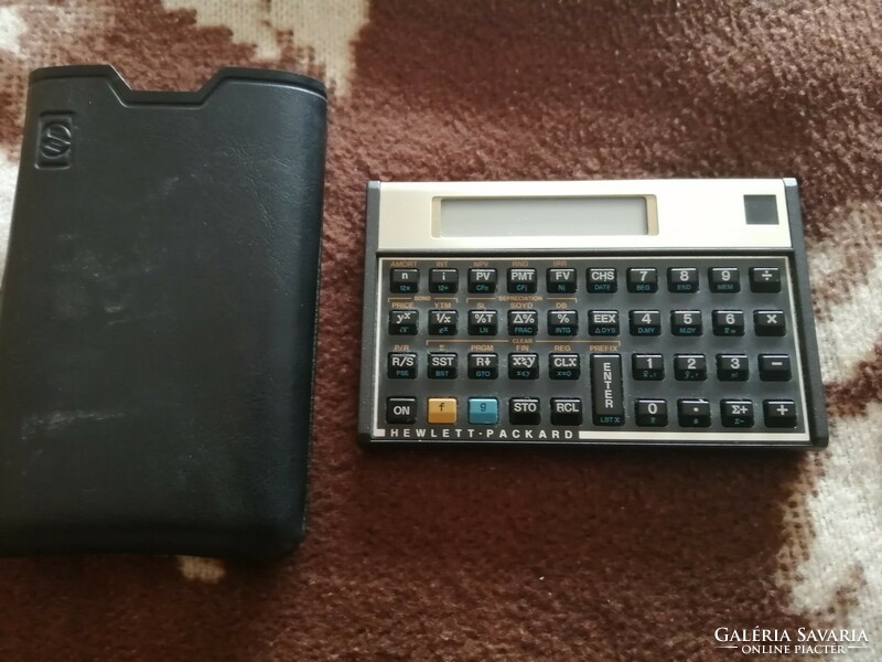 Hewlett packard 12c? Retro calculator. Read! .
