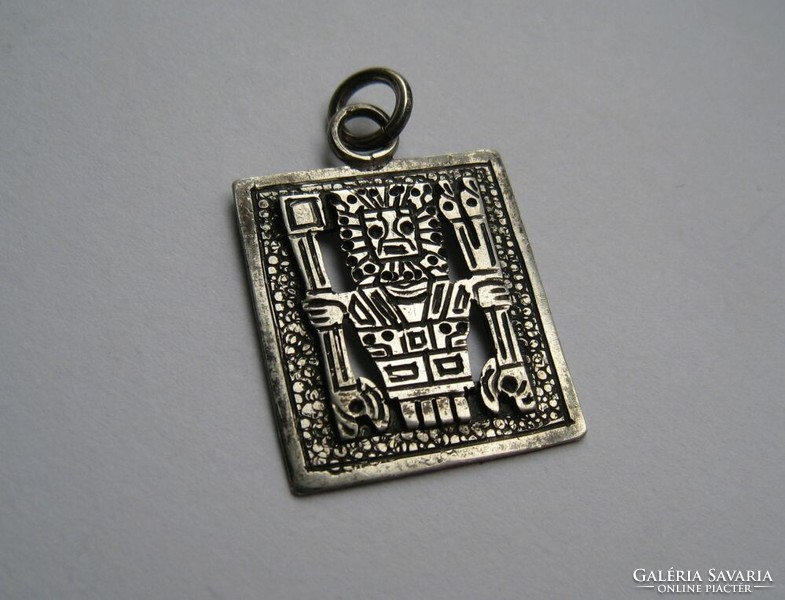 Perui, inka ezüst medál, ősi figura, amulett, négyzet alakú medál