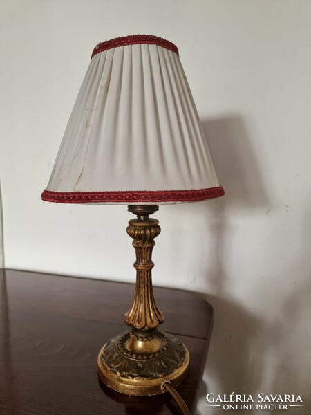 Decorative table lamp