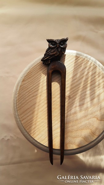 Owl pattern hairpin carved from wood