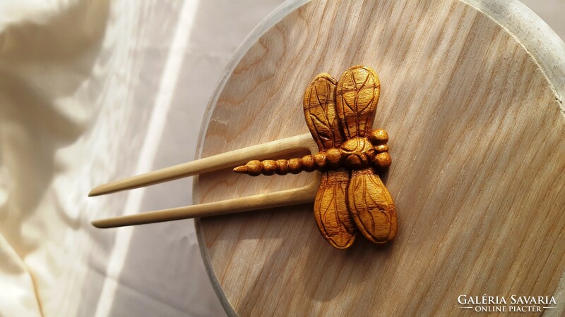 Two-handled dragonfly pattern hairpin, hair ornament carved from maple and strawberry wood