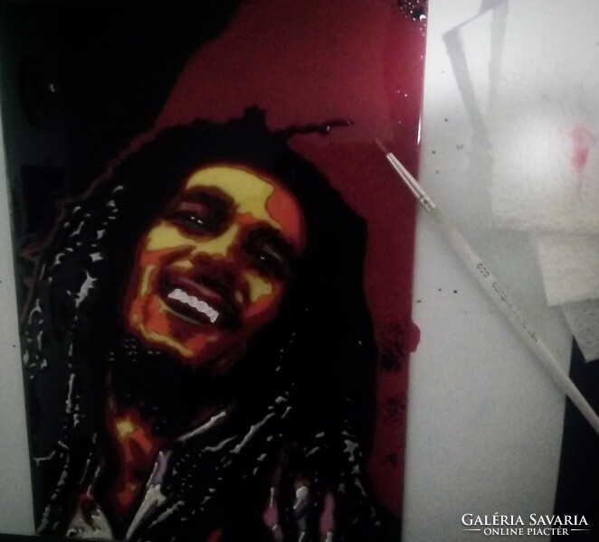 Bob Marley-t ábrázoló üvegkép