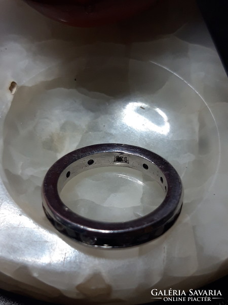 Körben köves, magyar ezüst gyűrű - 58- as méret
