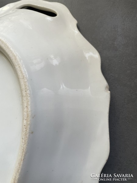 Régi, nagy méretű fehér porcelán füles kínáló tál, asztalközép