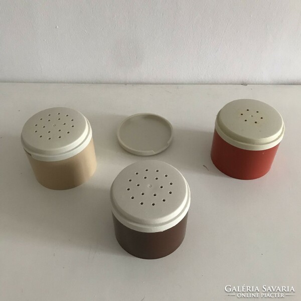 3 tupperware plastic spice boxes