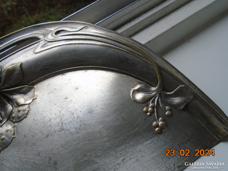 Silver-plated Art Nouveau handmade wall decoration crumb tray decorated with repoussé fruit and flowers